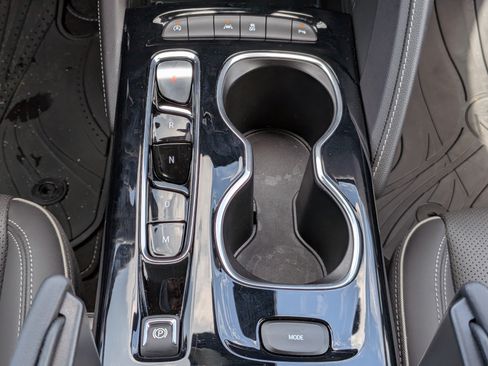 Certified 2023 Buick Envision Essence FWD image 20