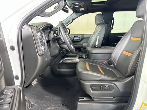 Used 2020 GMC Sierra 1500 AT4 w/ AT4 Premium Package image 11