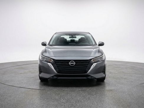 Used 2025 Nissan Sentra S FWD image 2