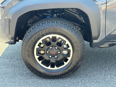 New 2025 Toyota Tacoma TRD Off-Road image 11