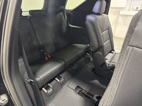 New 2026 Chevrolet Traverse RS w/ LPO, Floor Liner Package AWD/4WD image 26