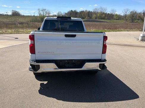 Used 2020 Chevrolet Silverado 1500 W/T w/ WT Convenience Package AWD/4WD image 4