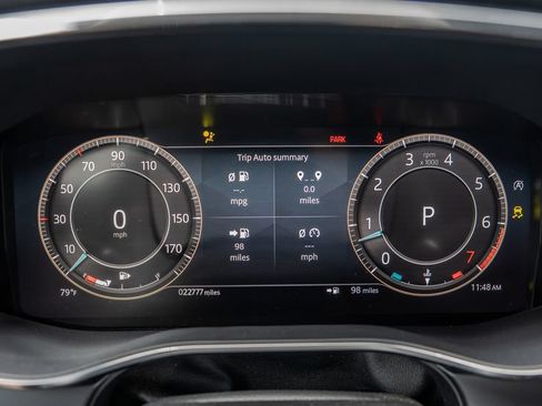 Used 2024 Jaguar F-PACE R-Dynamic S AWD/4WD image 9