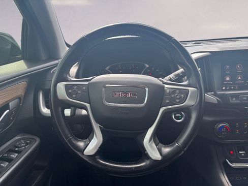 Used 2021 GMC Terrain SLE w/ Driver Convenience Package FWD image 12
