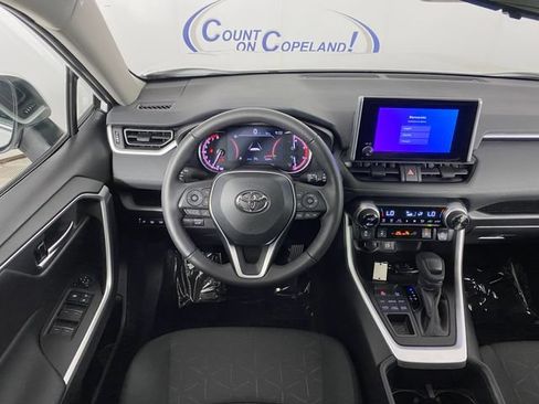 Certified 2024 Toyota RAV4 XLE w/ Convenience Package AWD/4WD image 17