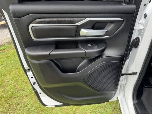 Used 2021 RAM 1500 Big Horn AWD/4WD image 18