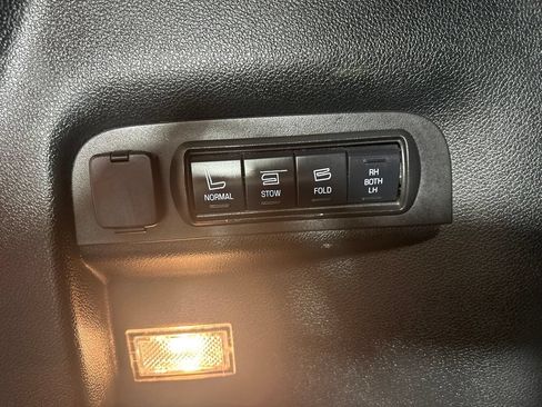 Used 2019 Ford Explorer Limited w/ Class III Trailer Tow Package AWD/4WD image 54