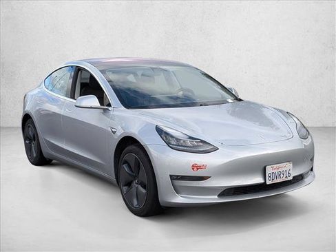 Used 2018 Tesla Model 3 Long Range image 3