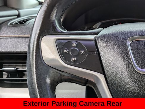 Used 2019 GMC Terrain SLT FWD image 17