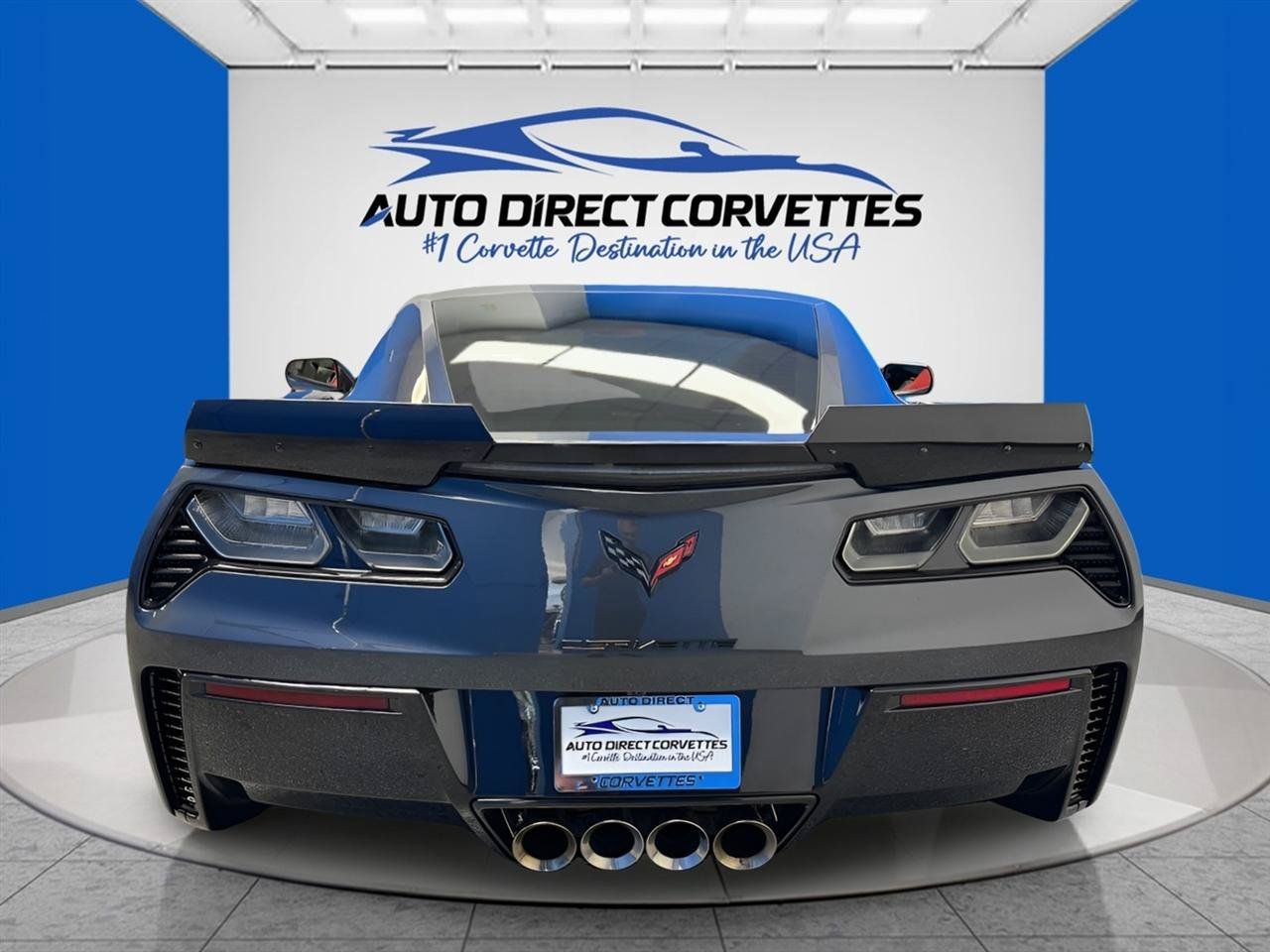Used 2017 Chevrolet Corvette Z06 w/ Z07 Performance Package RWD image 9
