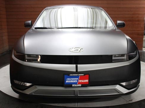 Used 2024 Hyundai Ioniq 5 SEL image 2