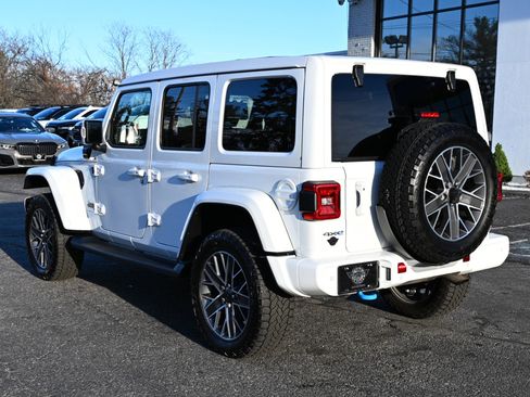 Used 2024 Jeep Wrangler High Altitude image 10