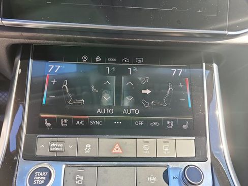 Used 2023 Audi Q7 3.0T Premium Plus image 11