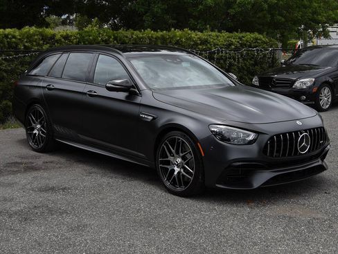 Used 2023 Mercedes-Benz E 63 AMG S image 6