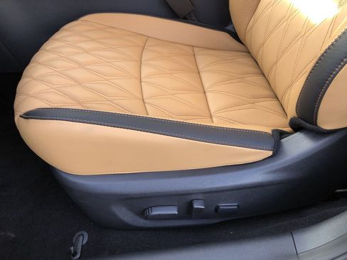 New 2025 Nissan Sentra SV w/ SV Premium Package image 23