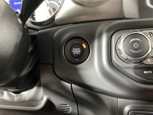 Used 2023 Jeep Wrangler Unlimited Sport AWD/4WD image 25