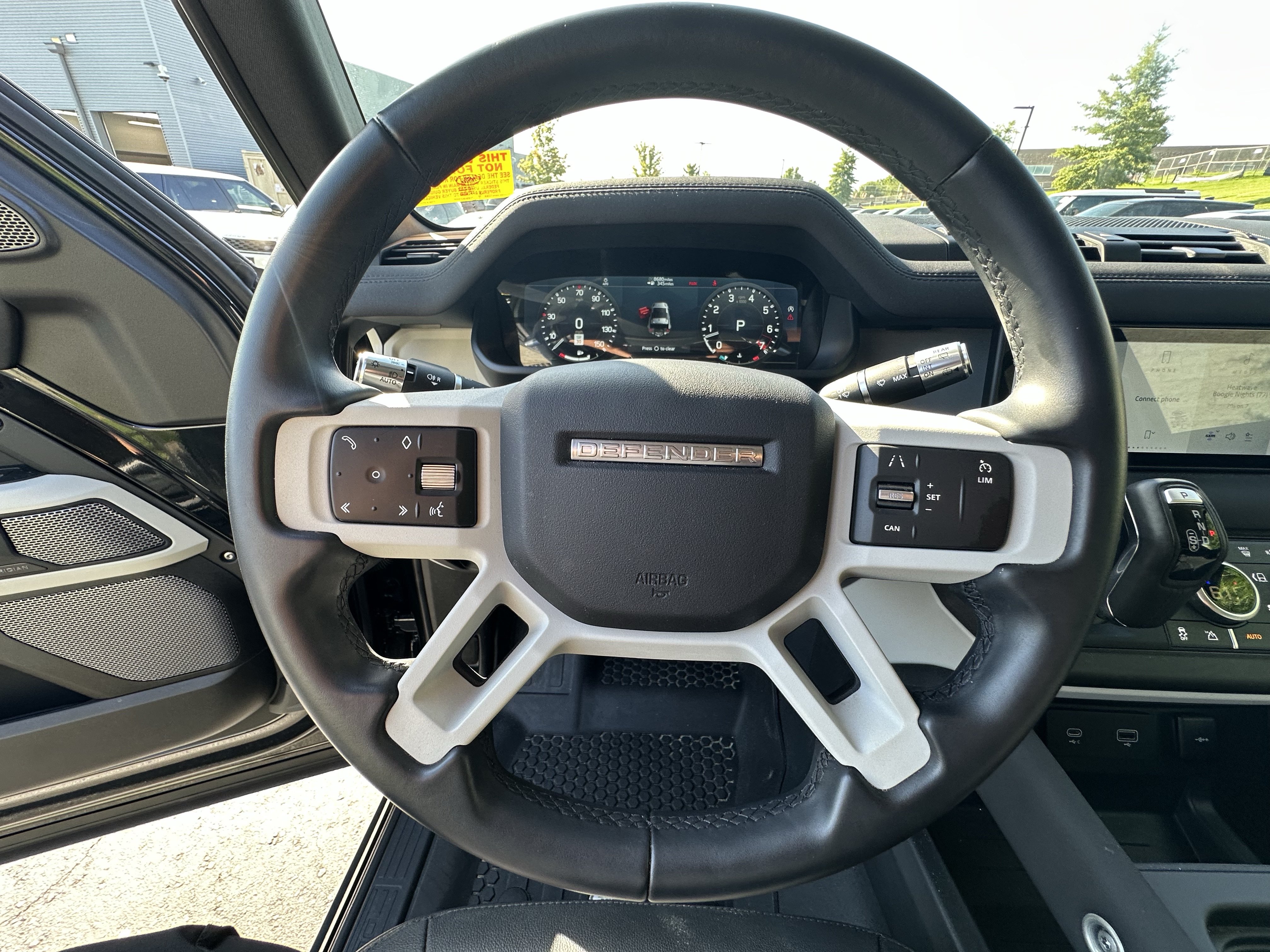 Used 2022 Land Rover Defender 90 S AWD/4WD image 14