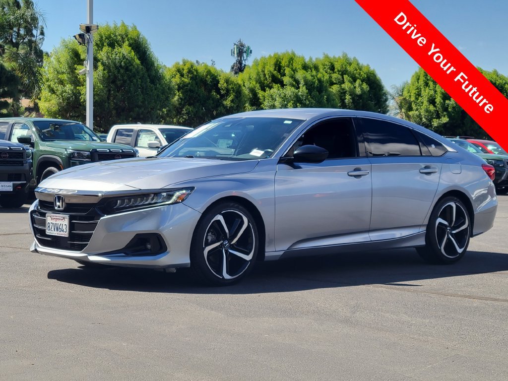 Used 2022 Honda Accord Sport image 2