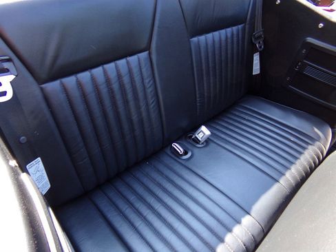 Used 1991 Ford Mustang GT image 39