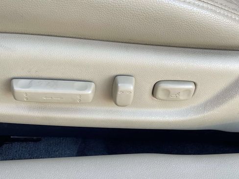 Used 2012 Honda Accord EX-L image 16