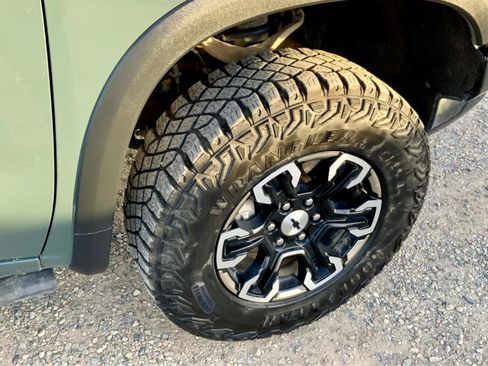 Certified 2025 Chevrolet Silverado 1500 ZR2 image 22