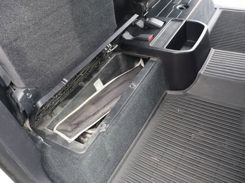 Used 2017 Toyota Tacoma TRD Sport w/ Premium & Technology Package image 30