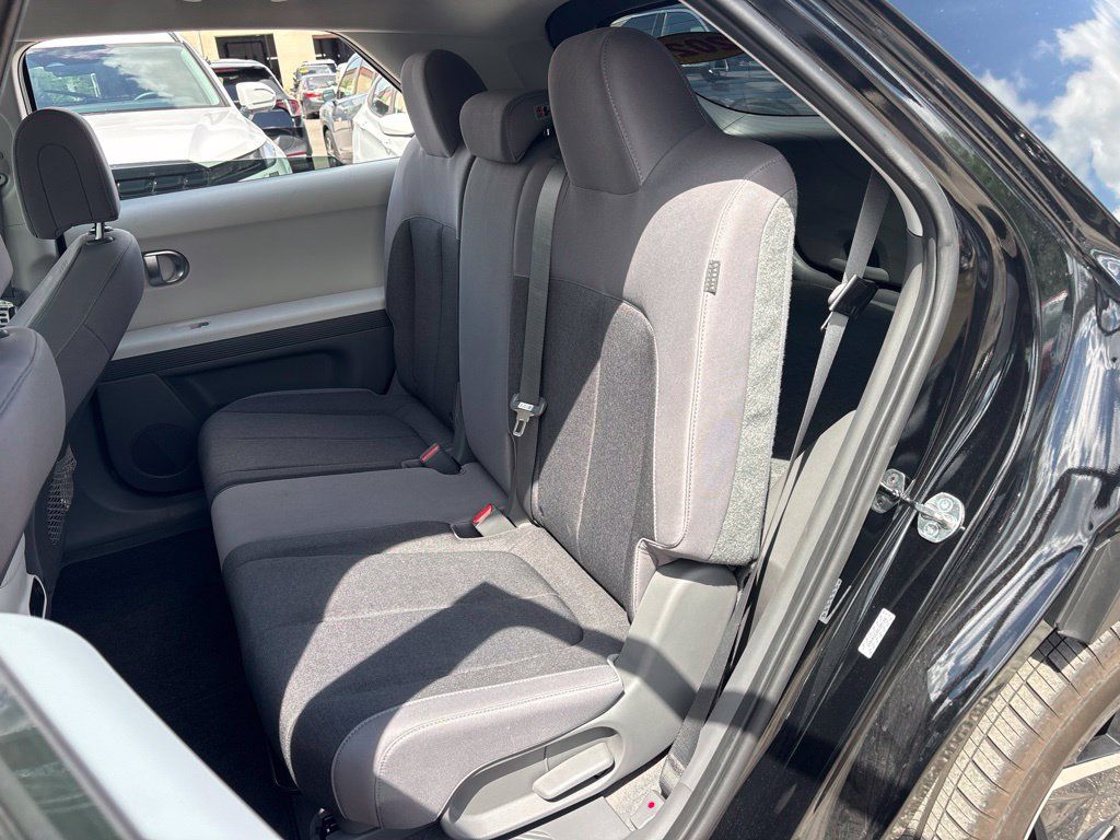 Used 2024 Hyundai Ioniq 5 SEL RWD image 13