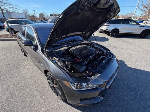 Used 2017 Jaguar XE R-Sport image 28