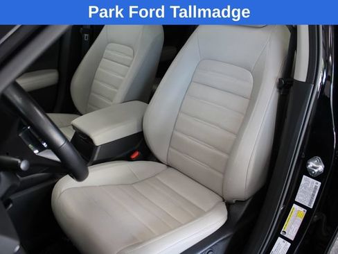 Used 2025 Honda CR-V EX-L image 12