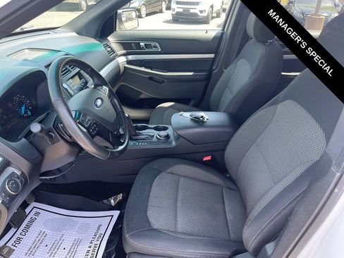 Used 2016 Ford Explorer XLT AWD/4WD image 12