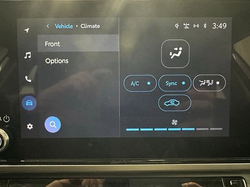 Used 2025 Toyota Camry LE image 31