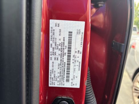 Used 2021 Ford F150 Lariat AWD/4WD image 37