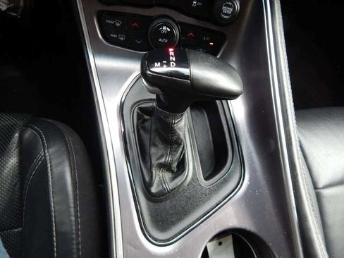 Used 2018 Dodge Challenger SXT Plus image 46