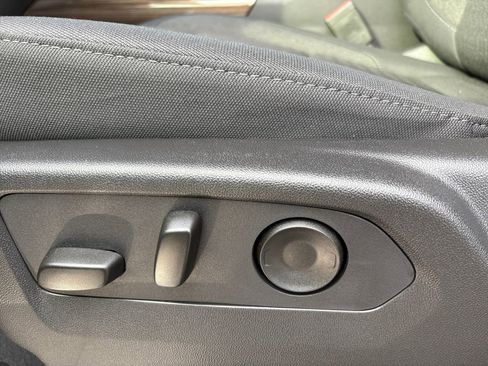 New 2025 Chevrolet Silverado 2500 LT w/ Z71 Chrome Sport Edition image 15