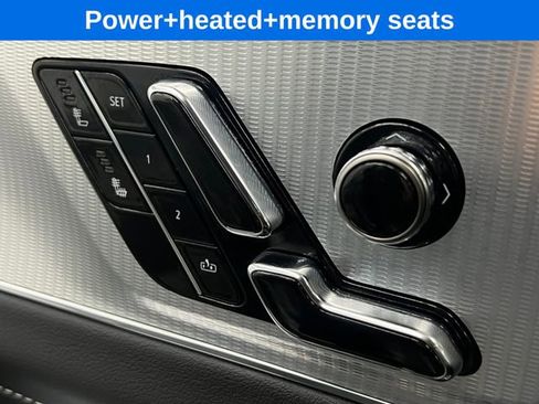 Used 2024 Cadillac Lyriq Tech image 16