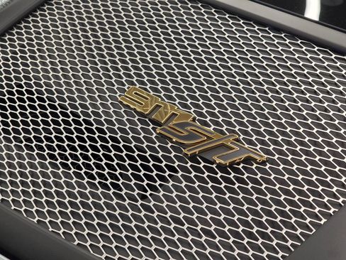 Certified 2024 Porsche 911 Targa 4S RWD image 10