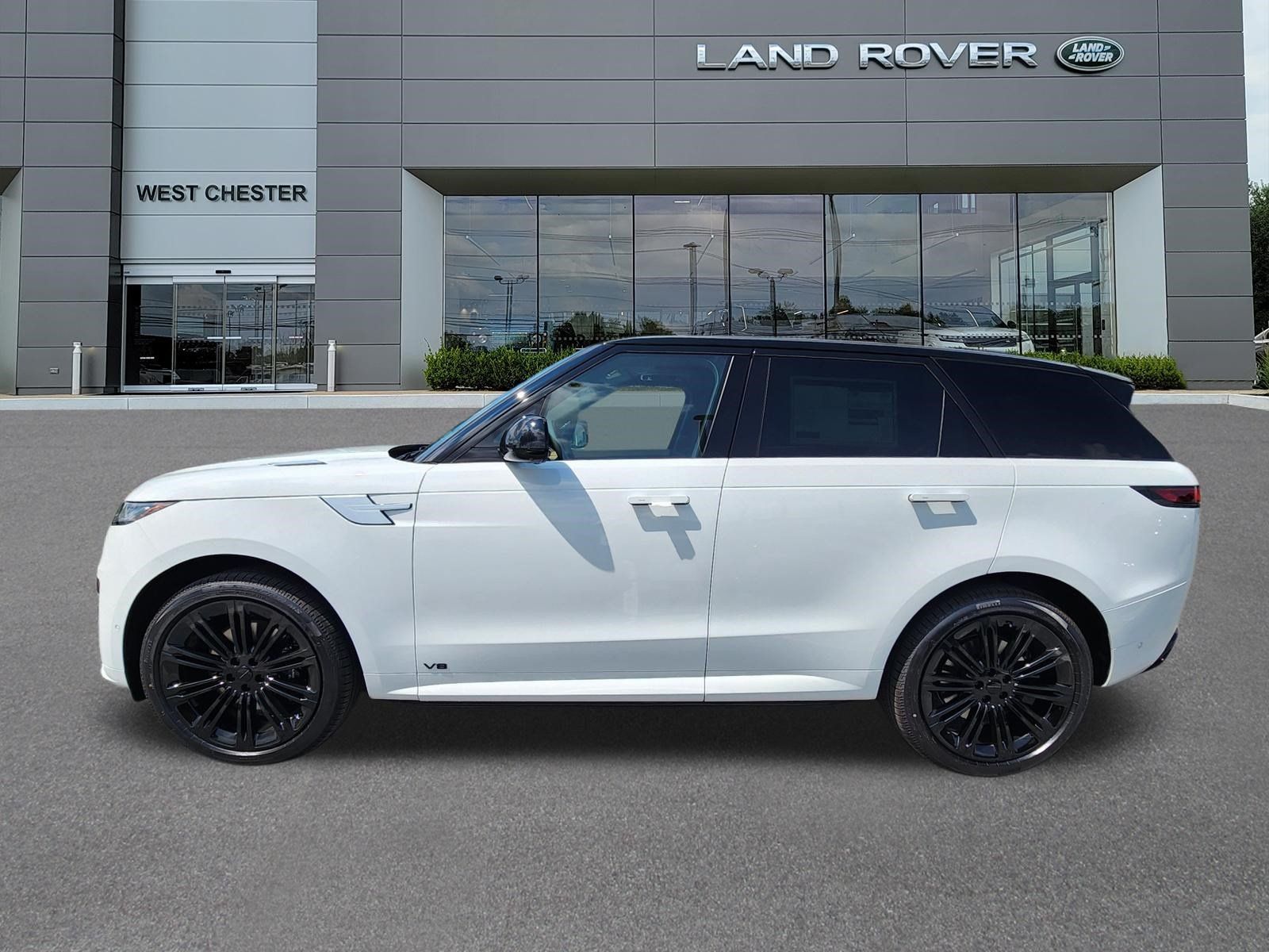 New 2026 Land Rover Range Rover Sport Dynamic SE AWD/4WD image 5
