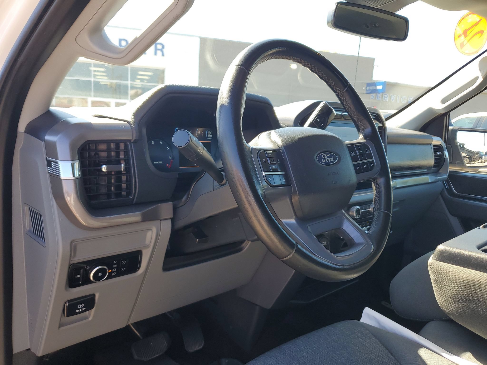 Used 2024 Ford F150 XLT AWD/4WD image 16