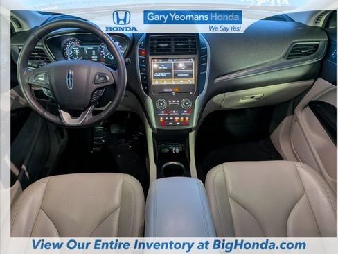 Used 2019 Lincoln MKC Premiere FWD image 10