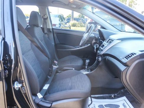 Used 2016 Hyundai Accent SE image 16