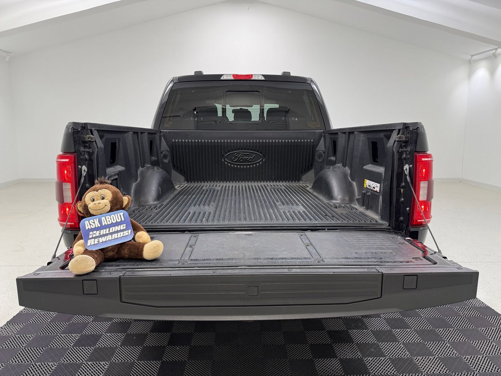 Used 2023 Ford F150 XLT w/ Equipment Group 302A High AWD/4WD image 7