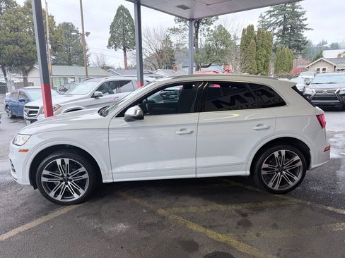 Used 2019 Audi SQ5 Premium w/ Convenience Package image 4