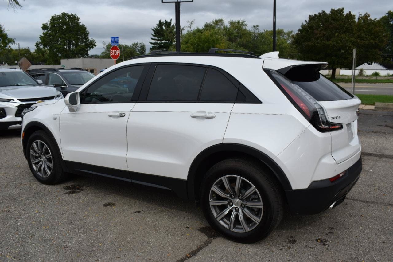 Used 2019 Cadillac XT4 Sport w/ Driver Awareness Package FWD image 8