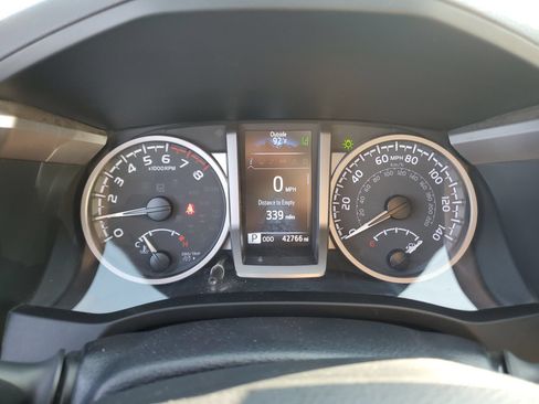 Certified 2022 Toyota Tacoma Limited w/ Nightshade Package AWD/4WD image 25