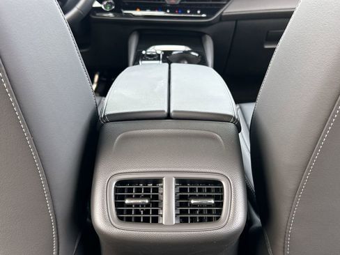 New 2026 Buick Envision Preferred AWD/4WD image 21