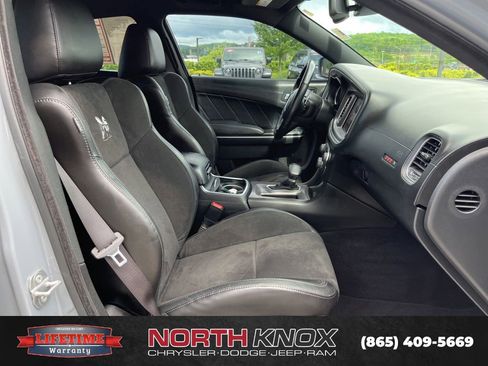 Used 2022 Dodge Charger Scat Pack RWD image 28