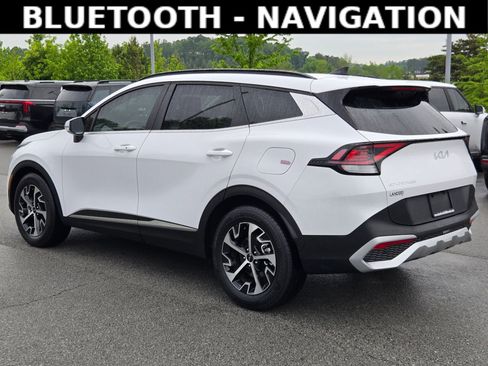 Used 2025 Kia Sportage EX w/ Premium Package FWD image 5