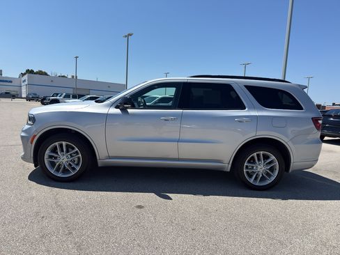 Used 2025 Dodge Durango GT AWD/4WD image 6