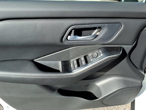 New 2026 Nissan Rogue SV w/ Cold Weather Package FWD image 5