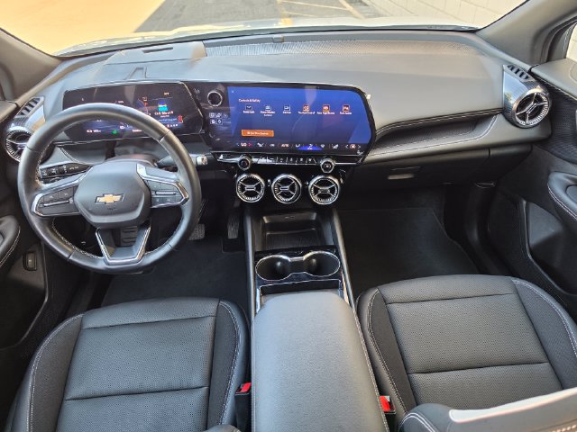 Used 2024 Chevrolet Blazer EV LT AWD/4WD image 2